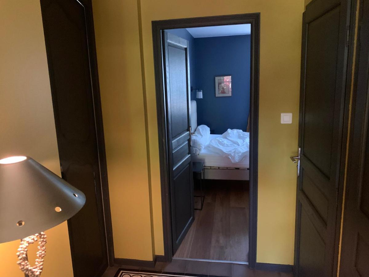 Les Epis Du Vent Bed and Breakfast Adilly Exteriör bild