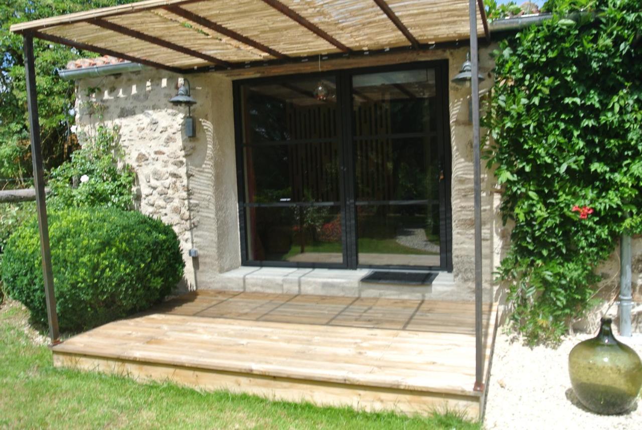 Les Epis Du Vent Bed and Breakfast Adilly Exteriör bild