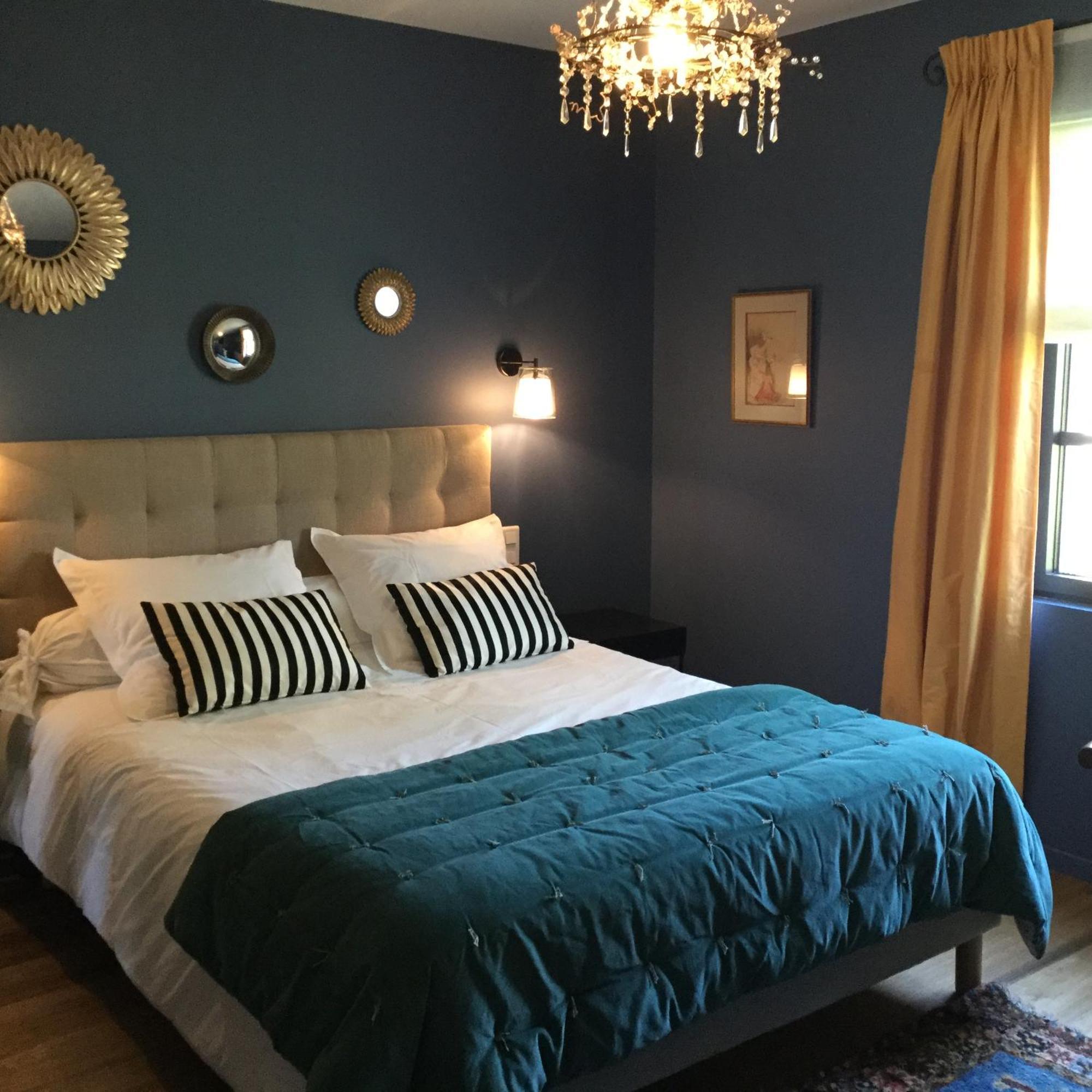 Les Epis Du Vent Bed and Breakfast Adilly Exteriör bild